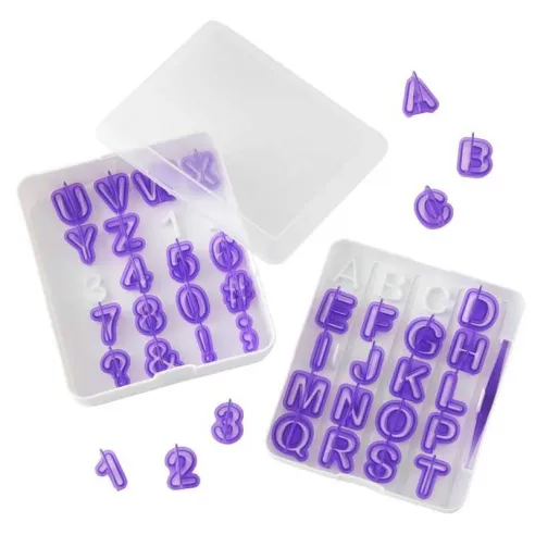 Cortadores Alfanumericos, Set de 40 Piezas WILTON 417-7554