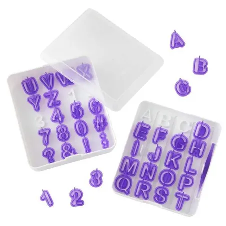 Cortadores Alfanumericos, Set de 40 Piezas WILTON 417-7554