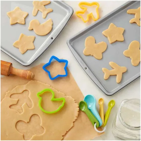 Bandejas para Galletas, Set de 3 Piezas. WILTON 2105-975