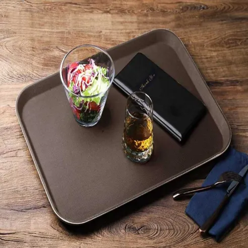 Azafate Antideslizante Rectangular de Polipropileno de 16 x 22 Pulgadas, Color Cafe  MASTER CHEF JW-R1622PBR