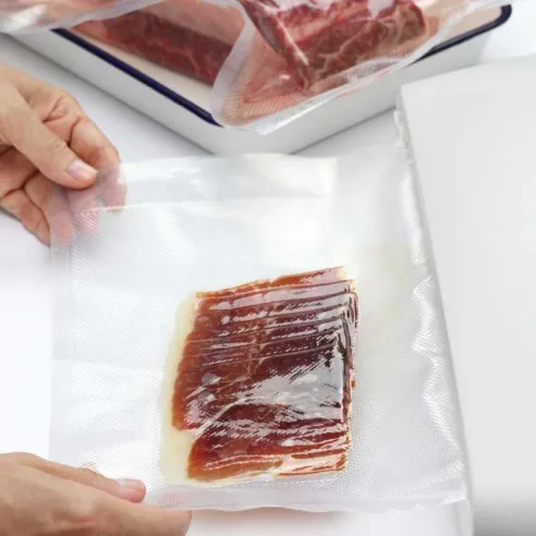 Bolsa Gofrada de 30 x 40 Centimetros, Paquete de 50 Unidades JUST 4 CHEFS VB3040