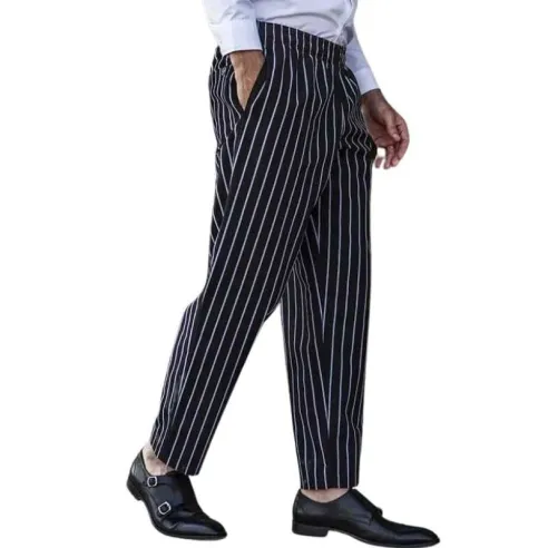 Pantalon de Color Negro de Rayas Blancas Talla S CHECKEDOUT CU202C8600H-S