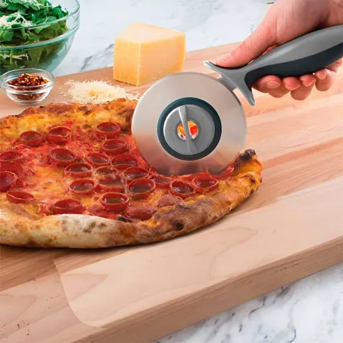 Rueda para Pizza 2 en 1 Gris Carbon TOVOLO 50001-999
